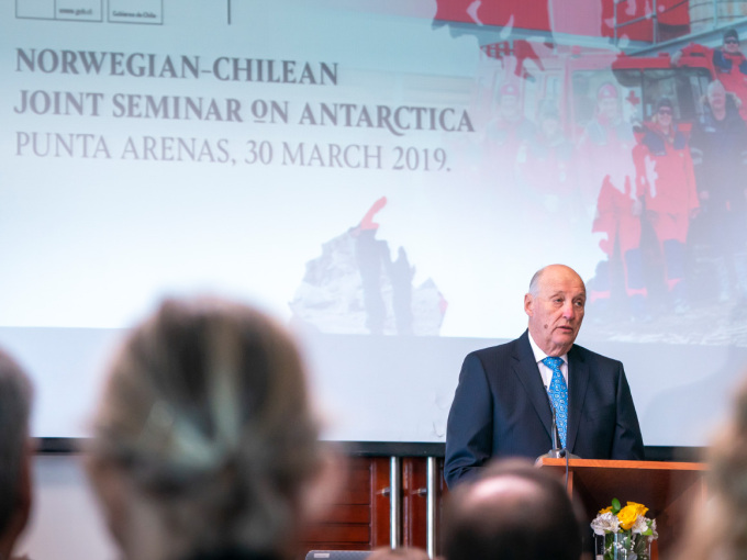 Kong Harald åpnet norsk-chilensk seminar om Antarktis. Foto: Heiko Junge / NTB scanpix
